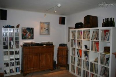 Our MEMBERS can Enlarge : Pete Vintage's DJ Booth